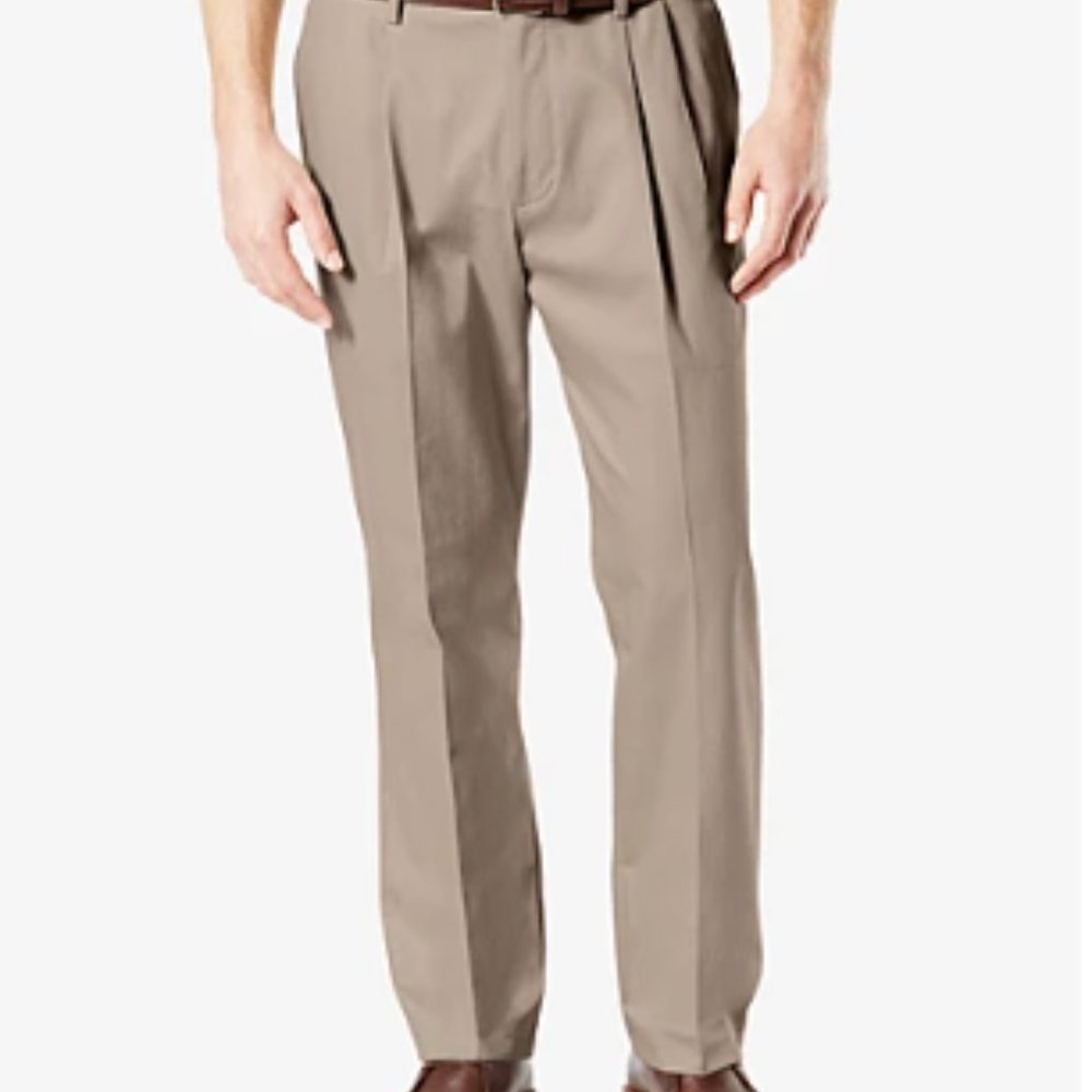 Men's Signature Lux Cotton Classic Fit Pleated Creased Stretch Khaki Pants